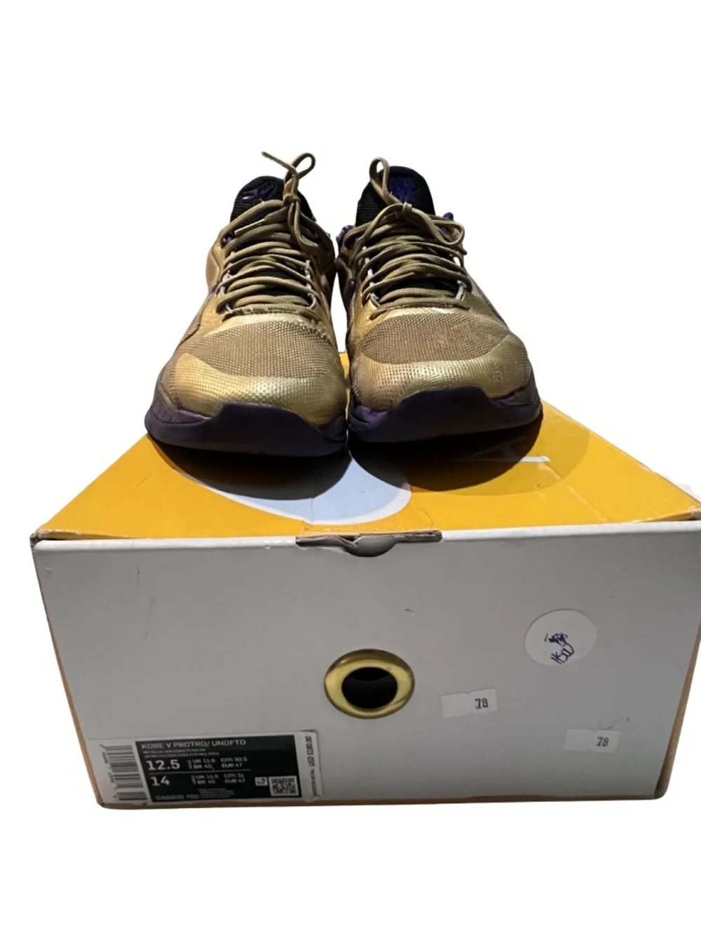 Nike Kobe 5 Protro x Undefeated Hall of Fame Size 12.5 DA6809-700 Gold